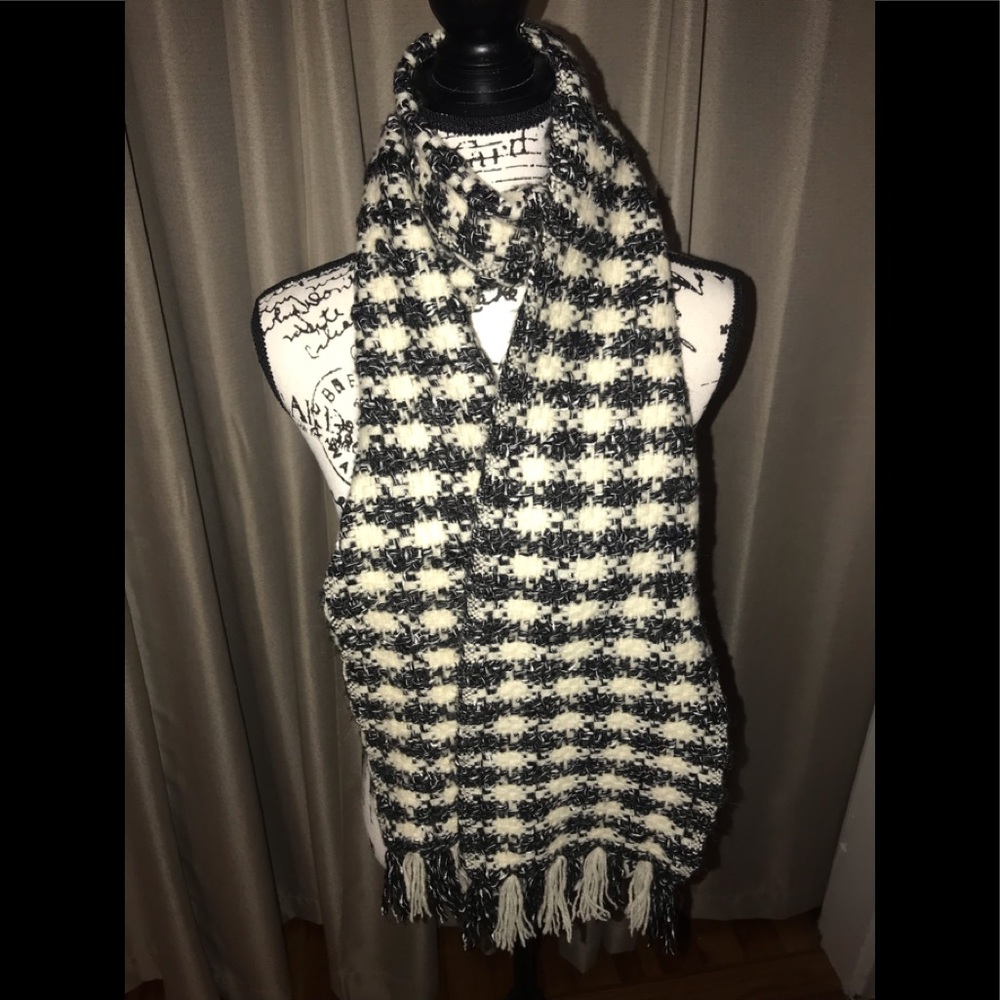Banana Republic Scarf